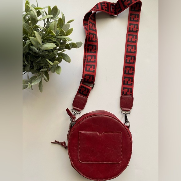 FanPinBag Circle Purse. NWOT - Picture 3 of 14